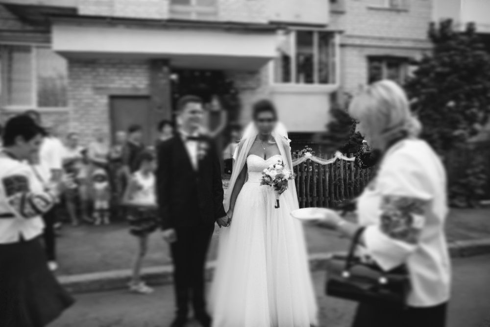 Весільна сукня, фата , болеро