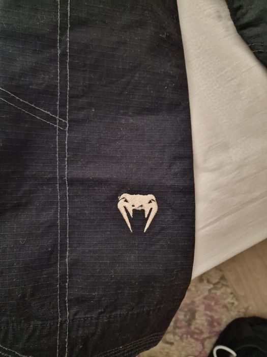 Vendo kimonos de  Jiujitsu Venum