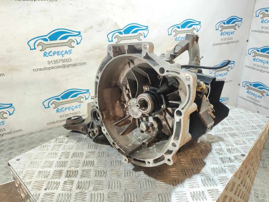 Caixa 6 Velocidades Manual 3M5R7002NF - Ford | Volvo - 1.6i | 100cv -