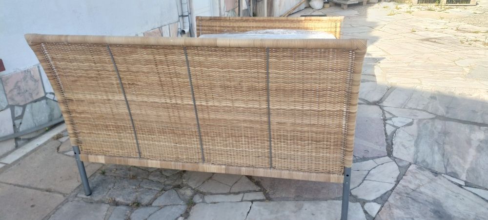 Cama  de  casal  com colchão