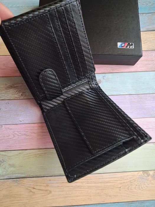 Modny pojemny portfel