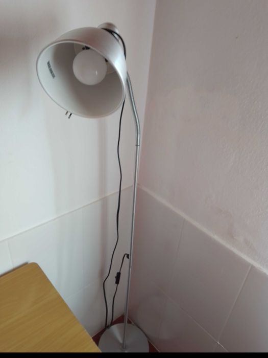 2 aquecedores a óleo + candeeiro de pé