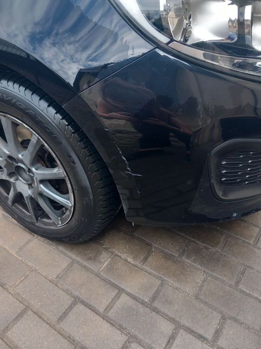 Kia Rio rok 2011 czarny benzyna