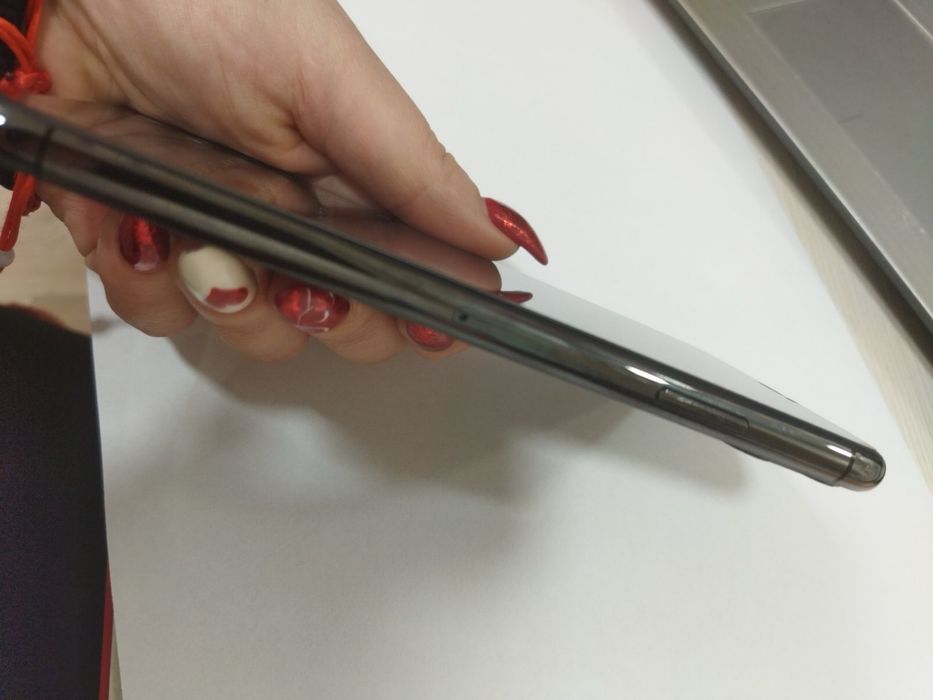 Продам Iphone 11 pro max на 256 gb