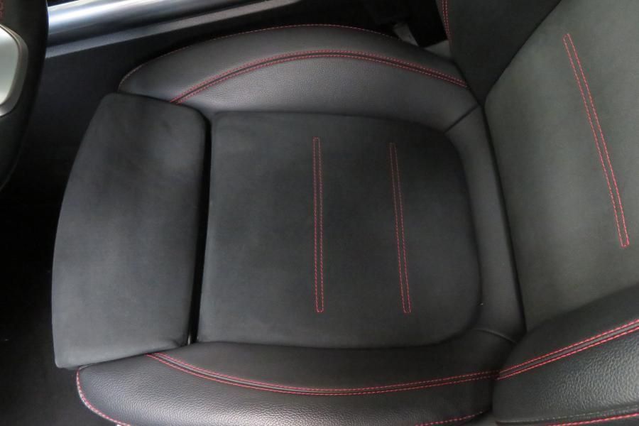 Mercedes-Benz GLA 180 d AMG Line