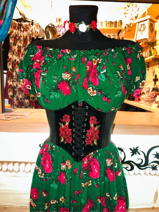 Długa wieczorowa sukienka góralska hiszpanka