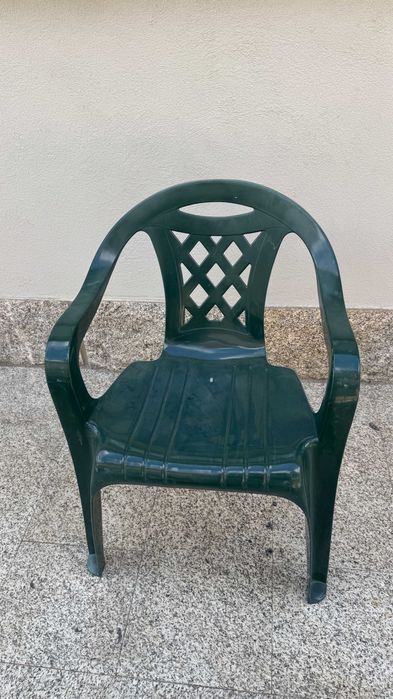 Mesa com 8 cadeiras