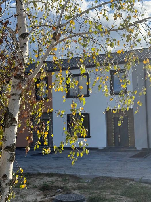 Кутовий готовий  таун  Ворзель