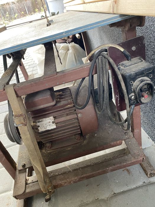 Циркулярний станок