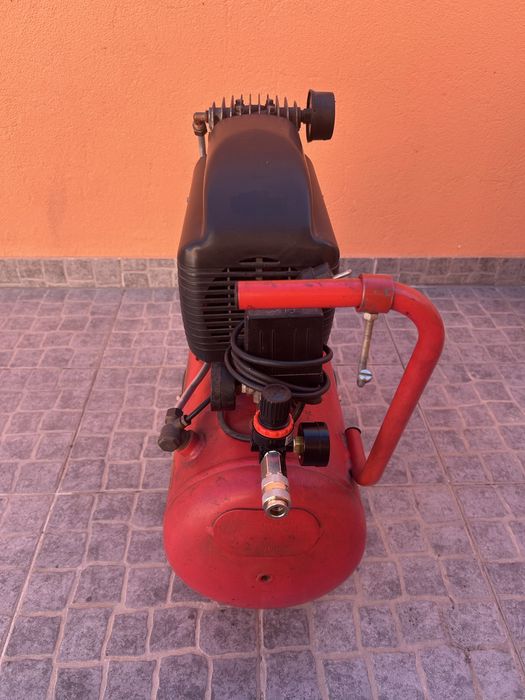 Compressor 24L