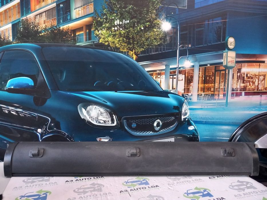 Cortina de mala chapeleira Audi A4