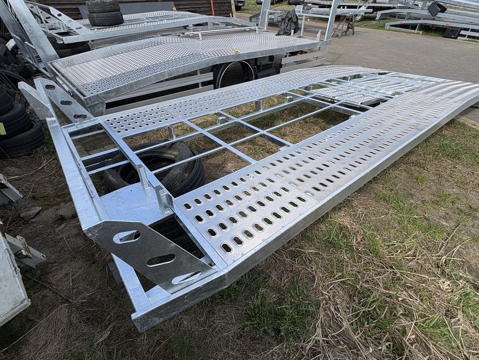 Najazd zabudowa Autolaweta iveco Daily  Aluminium ocynk 5m Nowy