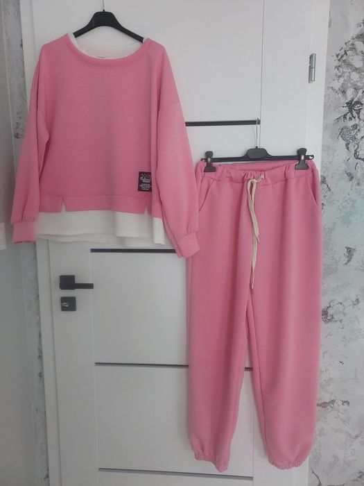 Komplet dresowy róż