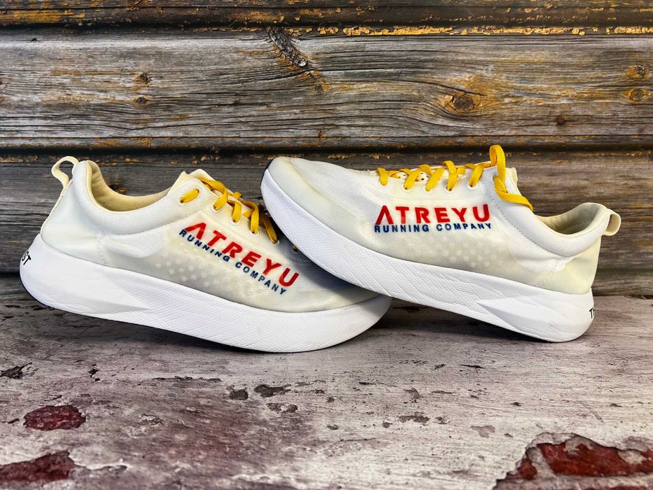 бігові кросівки Atreyu Running Company оригінал