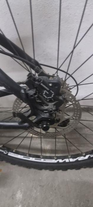 Vendo bicicleta preta!