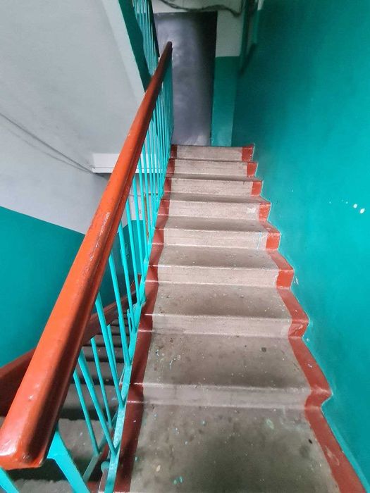 Продам 2 кімн. МАЛОСІМЕЙКУ на Молодіжному. 7500