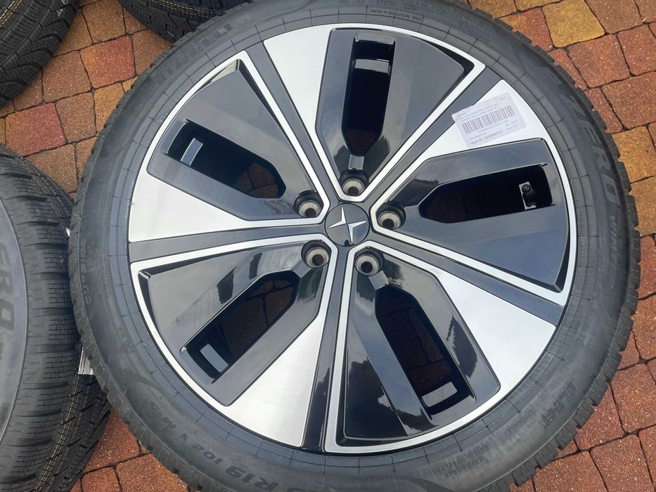 3948. Koła zimowe Polestar 2 Volvo nowe oryginalne 5x108 245/45/19 24r