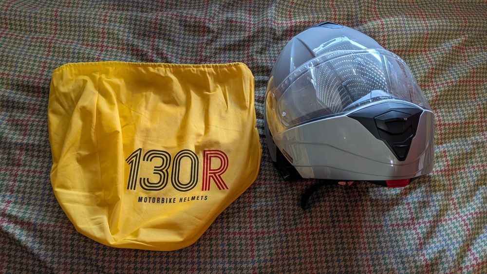 Capacete 130R tamanho M