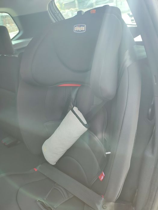 Автокрісло Chicco Gro-up группа 1/2/3 автокрісло кресло автомобильное