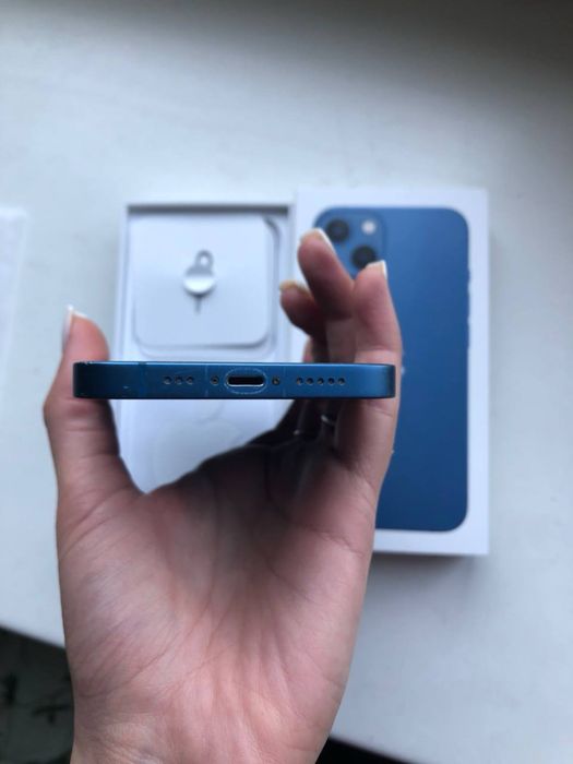 iPhone 13 , 128гб