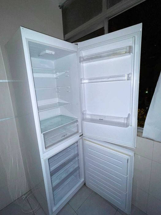 Disponíveis móveis de cozinha e electrodomésticos na rua Dr Rafael Duque, 21-  2°esq em Benfica