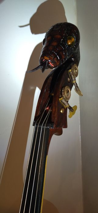 Kontrabas z Filharmonii Lwowskiej 4/4 Pyton