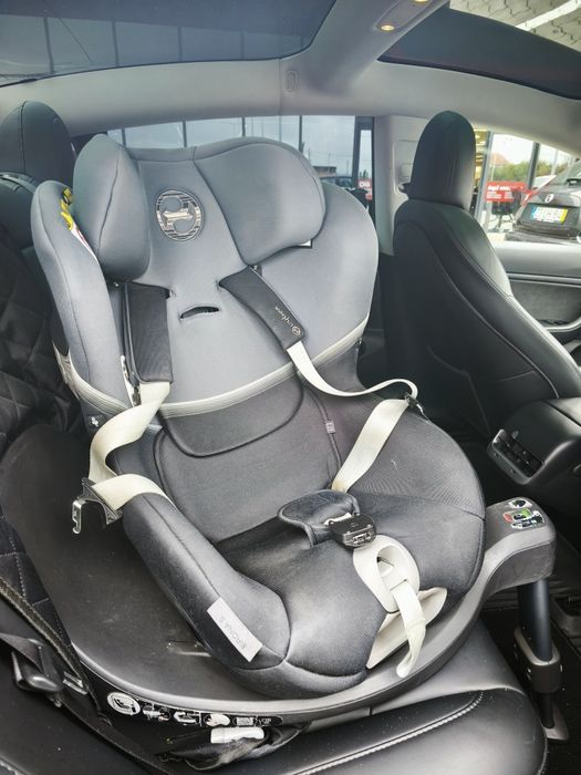 Cadeira 360° Cybex Sirona S