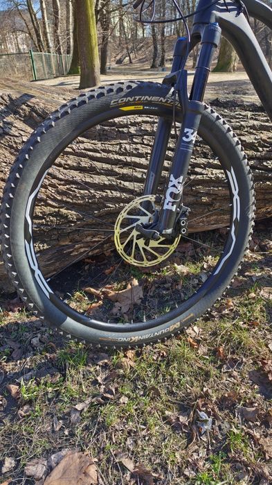 Canyon Neuron  / zawias Foxa / rozmiar L