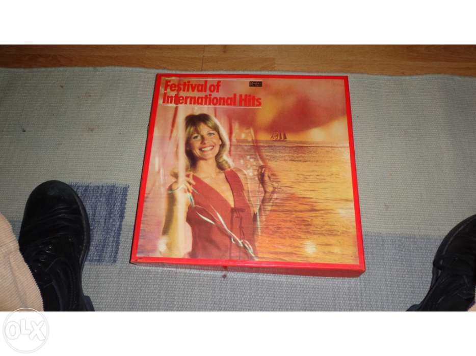Album Festival Of International Hits - NOVO