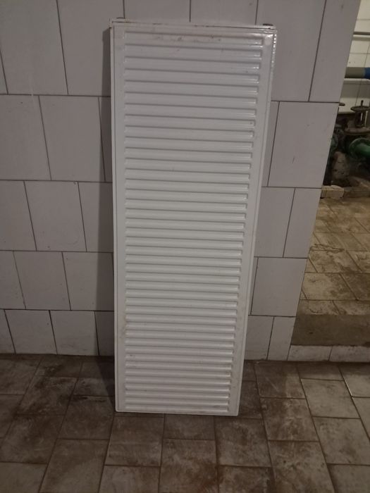 Батареи 2 шт вхорошем состоянии