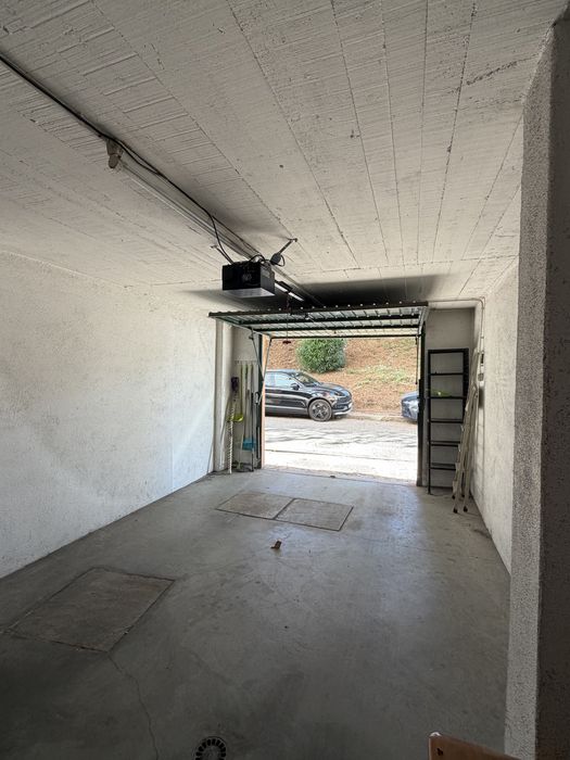 Garagem em Tercena