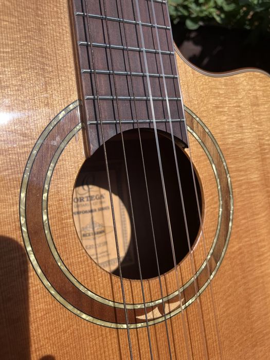 Gitara elektro-klasyczna ortega RCE-158MN