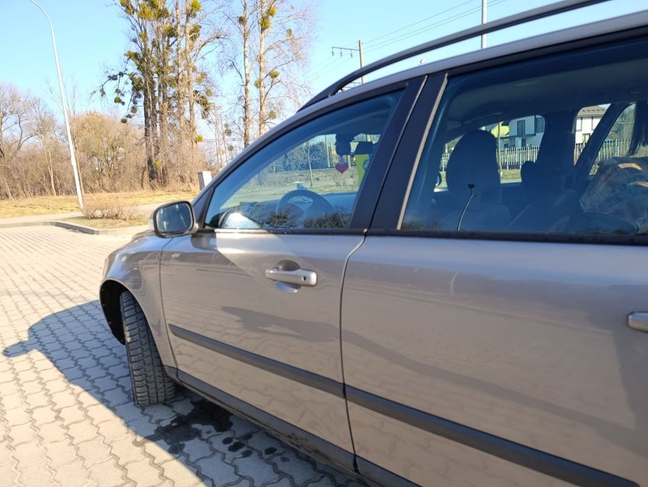 Volvo v50 2007 року 1.6 дизель
