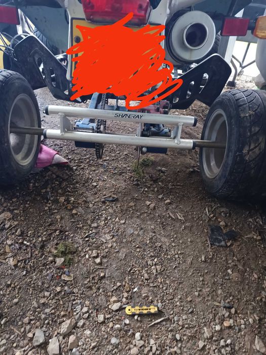 Moto 4 250 em bom estado