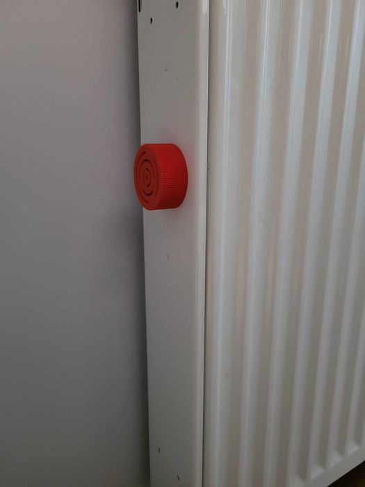 Sniff & Stick – magnetyczny pojemnik do nosework / treningu węchowego