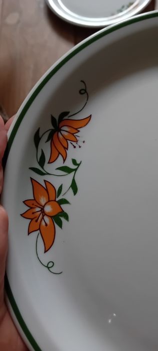 Talerze porcelana American