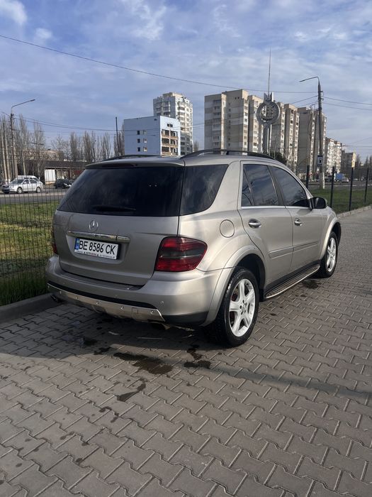 Mercedes -Benz M-Class (W164) 2007 рік