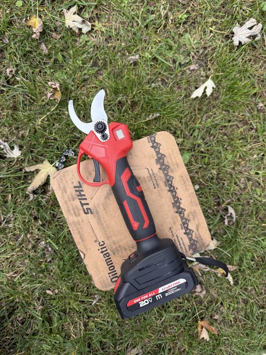 Акумуляторний секатор START PRO SAP-21/28BM