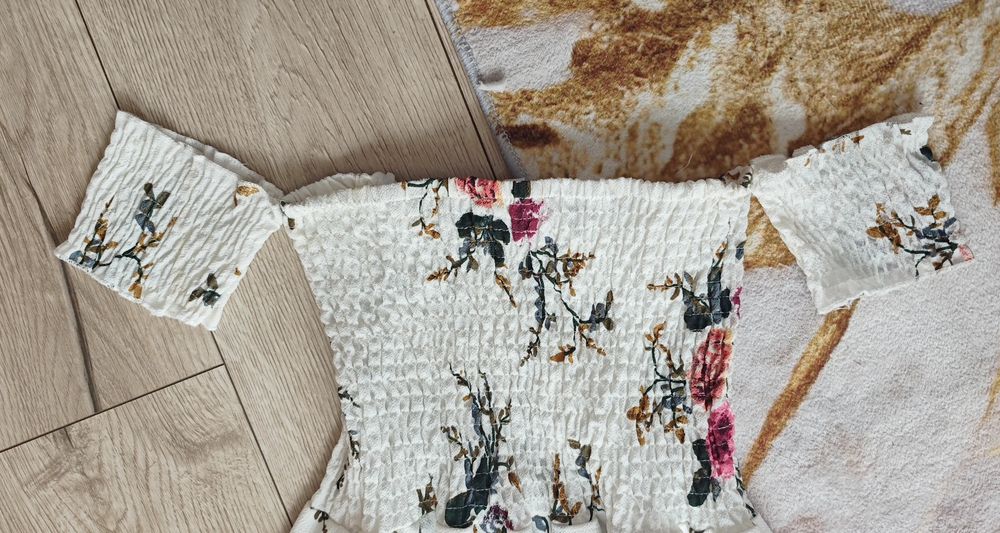 Zwiewna sukienka hiszpanka w kwiaty maxi asymetryczna boho