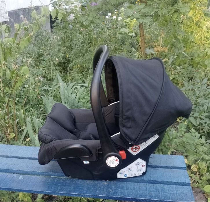 Продам автолюльку
