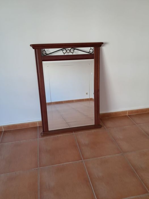 Espelho em cerejeira ,1.09 cmx0.83 cm.