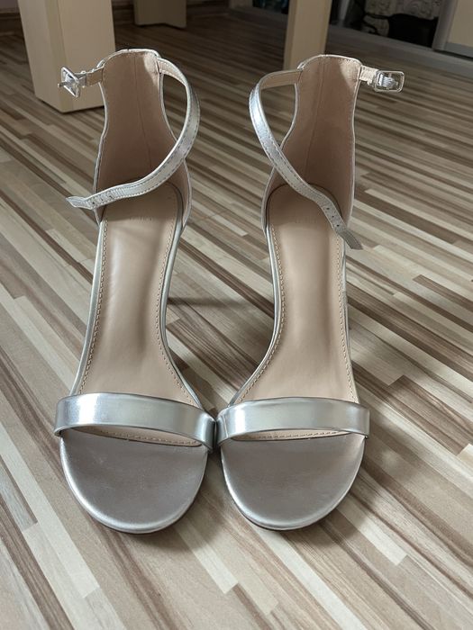 Buty na obcasie jenny fairy