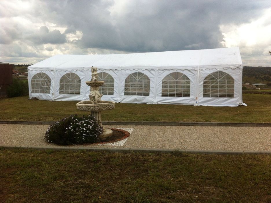 tenda impermeável festas