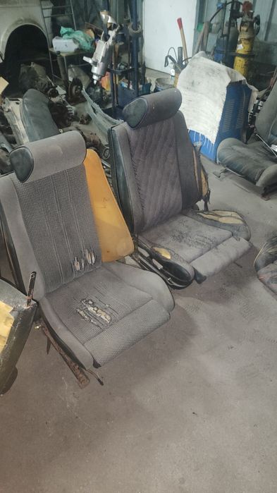 BMW E30 vários extras