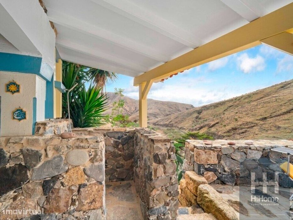 Um Refúgio Exclusivo no Coração da Natureza - Porto Santo