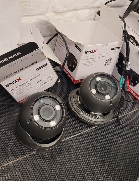IPOX - zestaw kamer i rejestrator - monitoring