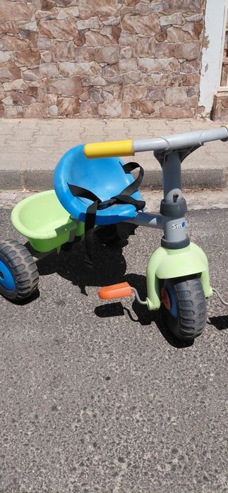 Triciclo de criança