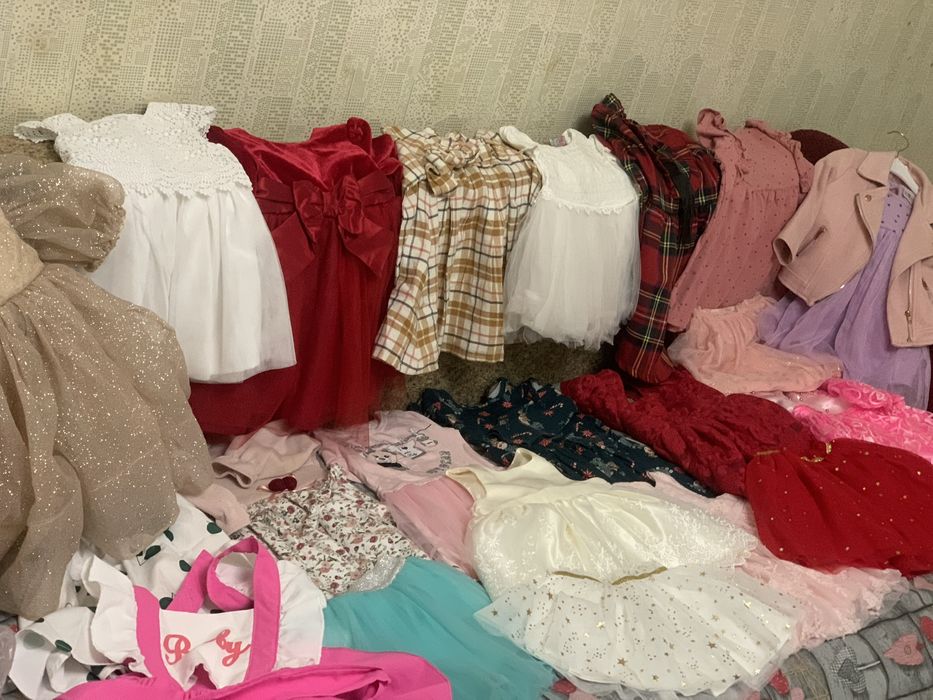 Сукня для дівчинки