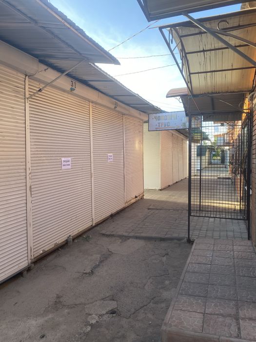 Продам торговий контейнер