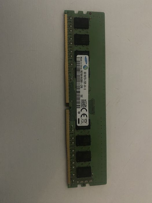 Оперативна пам'ять Corsair RGB 16GB DDR4 2*8 GB та інша пам‘ять